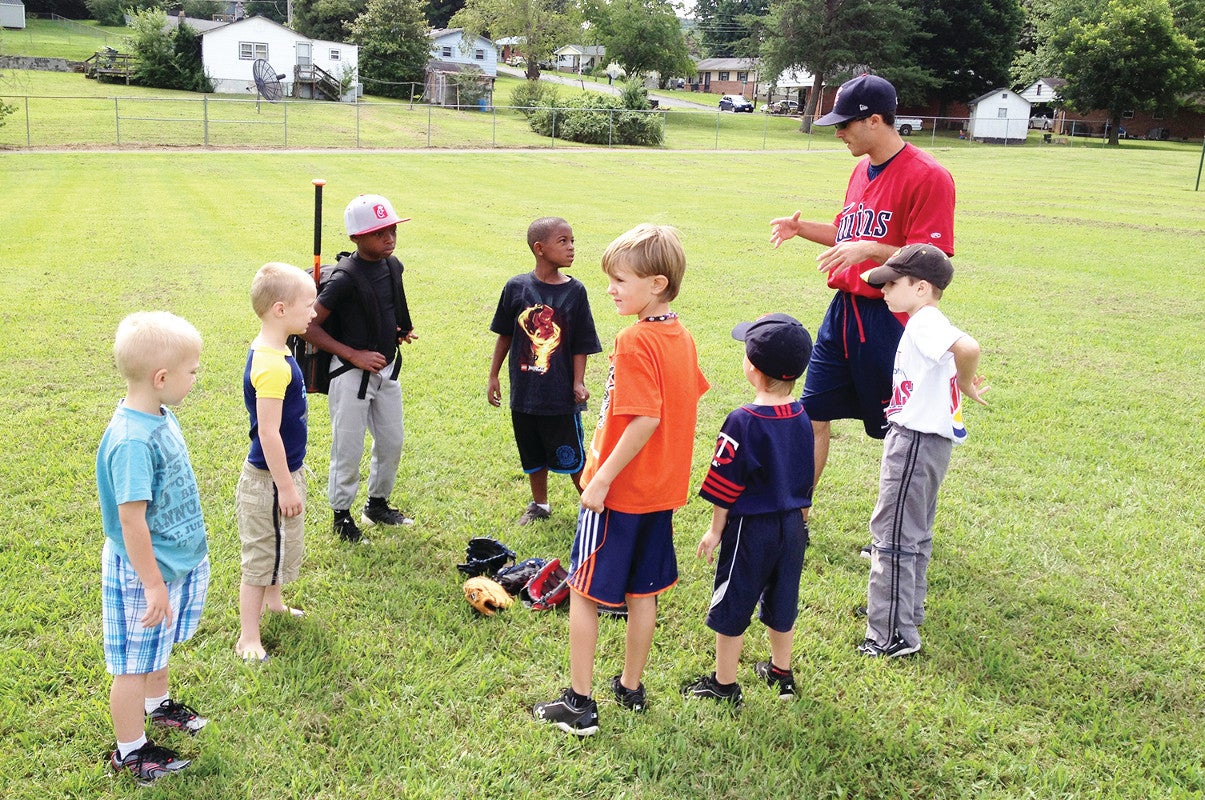 Youth Baseball Clinic and Party set for Saturday - www.elizabethton.com ...