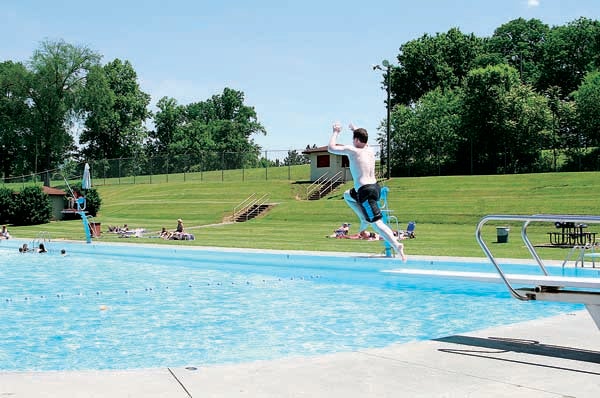 franklin parks and rec pool