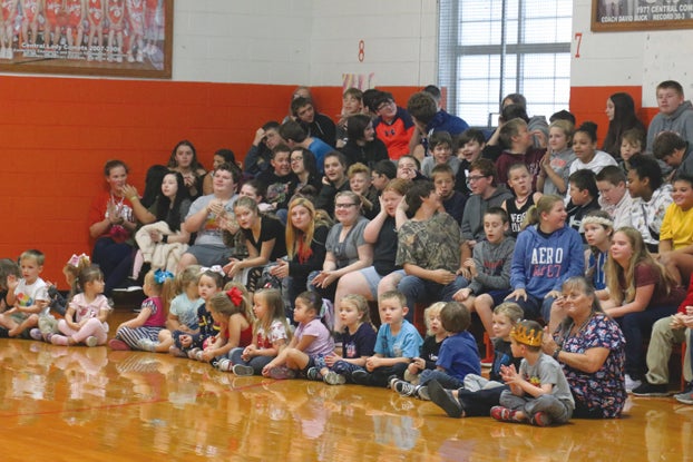 Central Elementary gets excited for reading - www.elizabethton.com ...