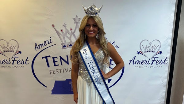 Kaylee Hollifield wins Miss Tennessee 2022 - www.elizabethton.com | www ...