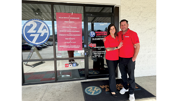 Husband, wife team hope to build community with new venture